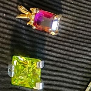 2 pendants Sterling silver with sterling chain